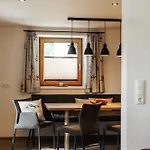 Sandi's * 로이테